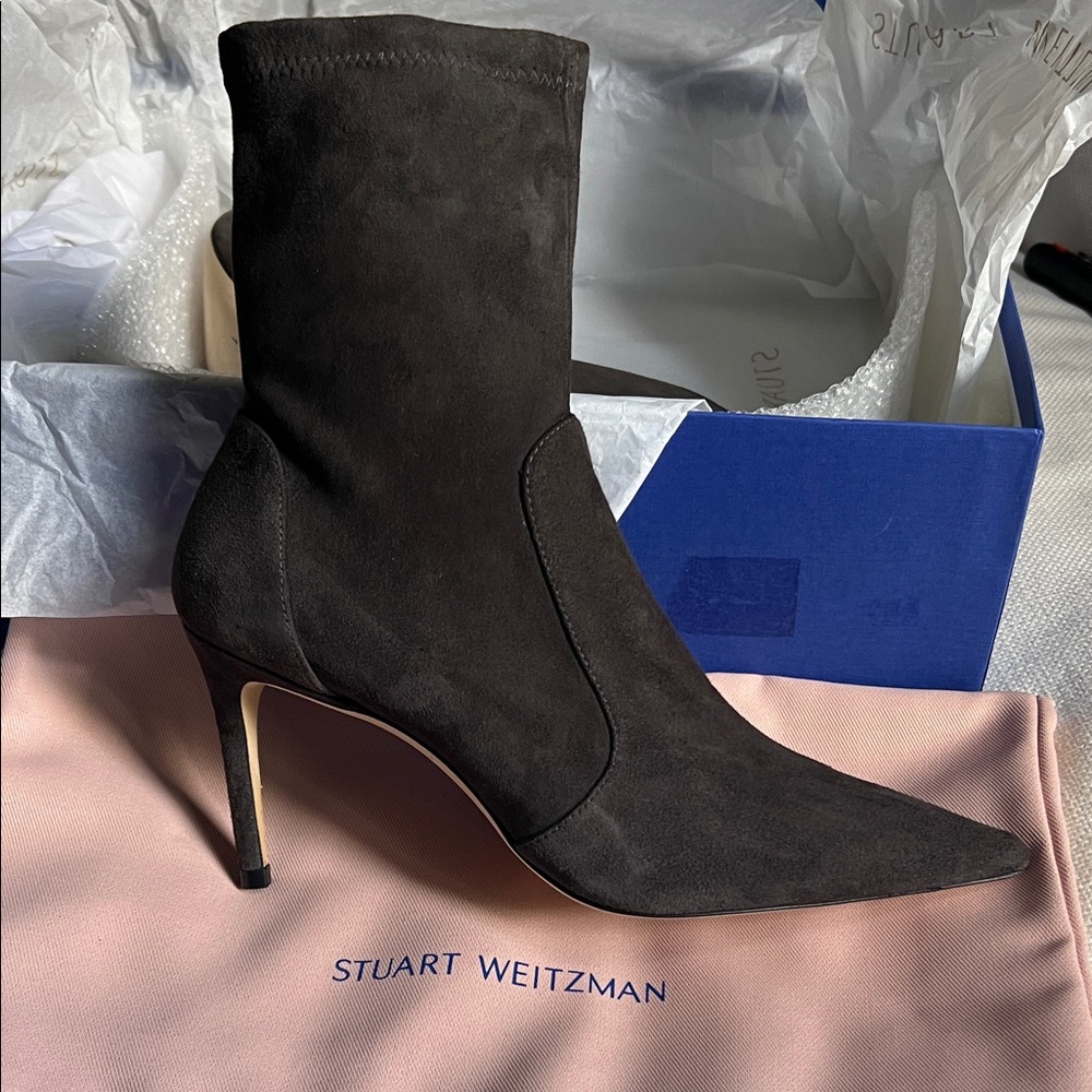 Stuart Weitzman Stretch Heeled Booties Size 7